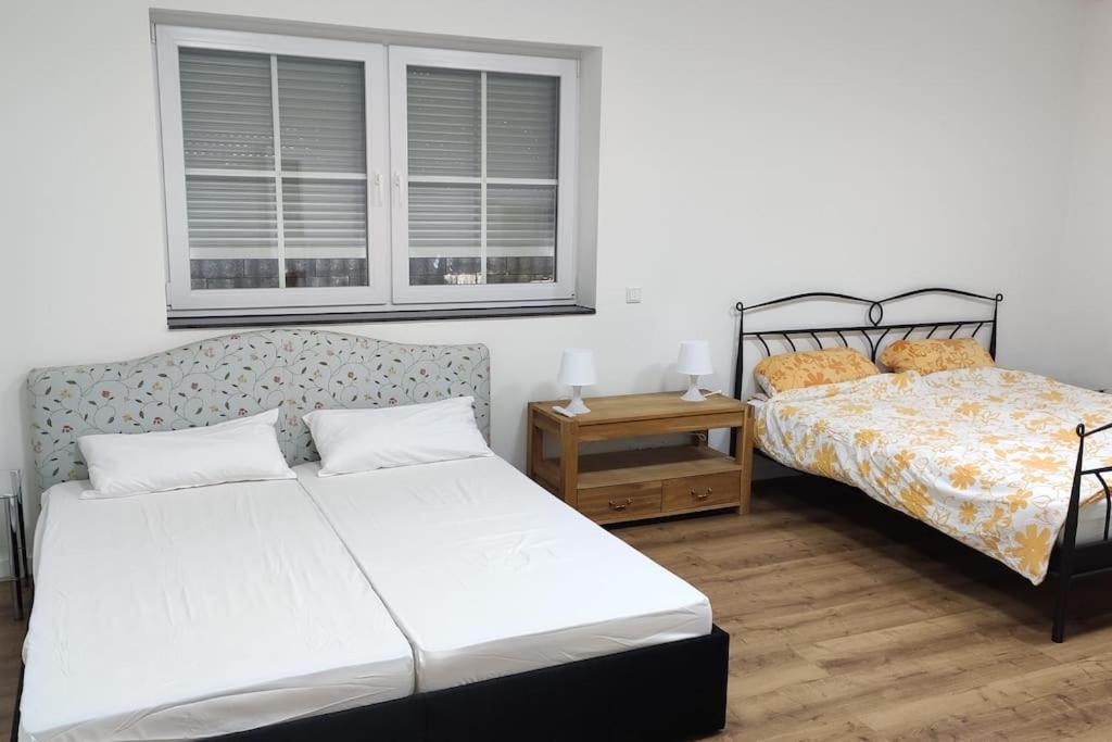 Neue 90 Qm 2-Zimmerwohnung Naehe Koeln Odenthal Esterno foto
