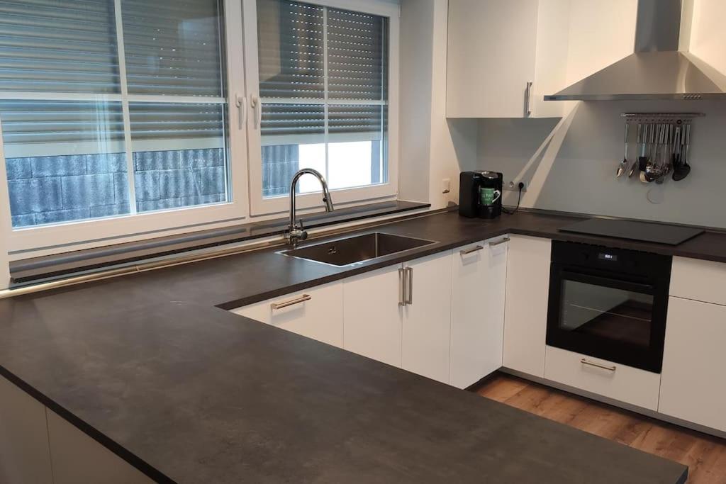 Neue 90 Qm 2-Zimmerwohnung Naehe Koeln Odenthal Esterno foto