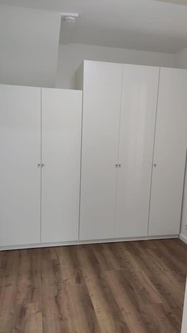 Neue 90 Qm 2-Zimmerwohnung Naehe Koeln Odenthal Esterno foto